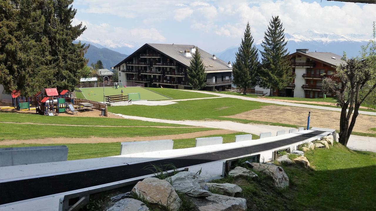 Holidays Groupes Анзер Екстер'єр фото