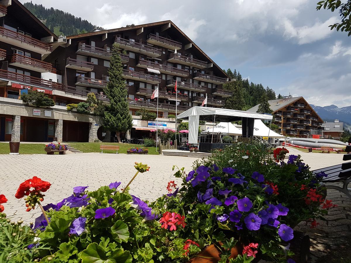 Holidays Groupes Анзер Екстер'єр фото